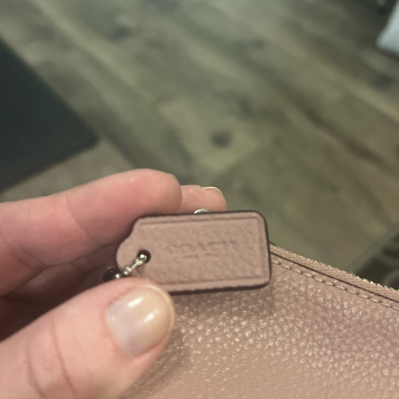 Authentic Coach double end zip wristlet- light pink - Picture 2 of 8